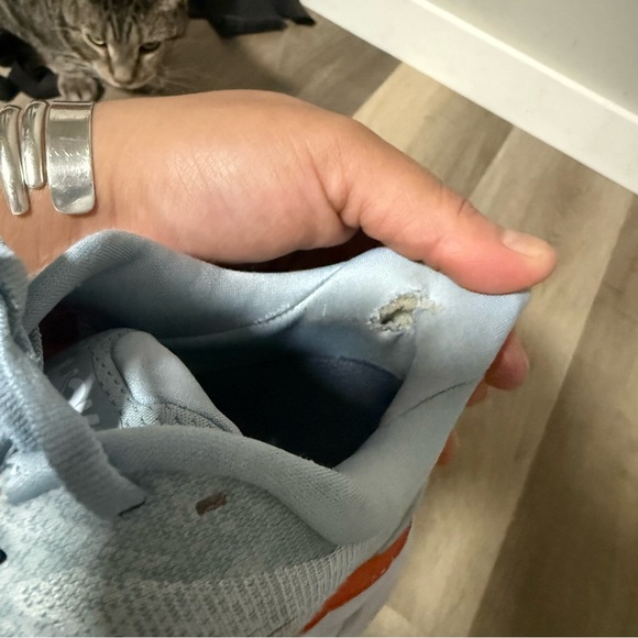 Hoka One Clifton 8 Blue Fog/ Plein Air Size 8.5B - Picture 5 of 14